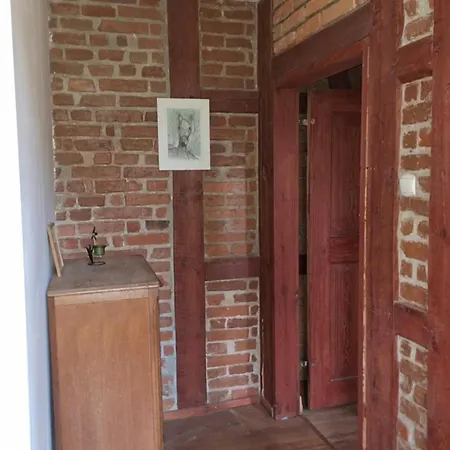 Stara Szkola 招待所 Piaseczno (Drawsko)