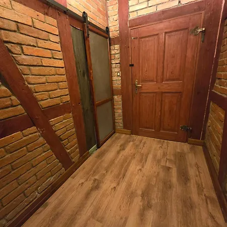 Stara Szkola Guest house *